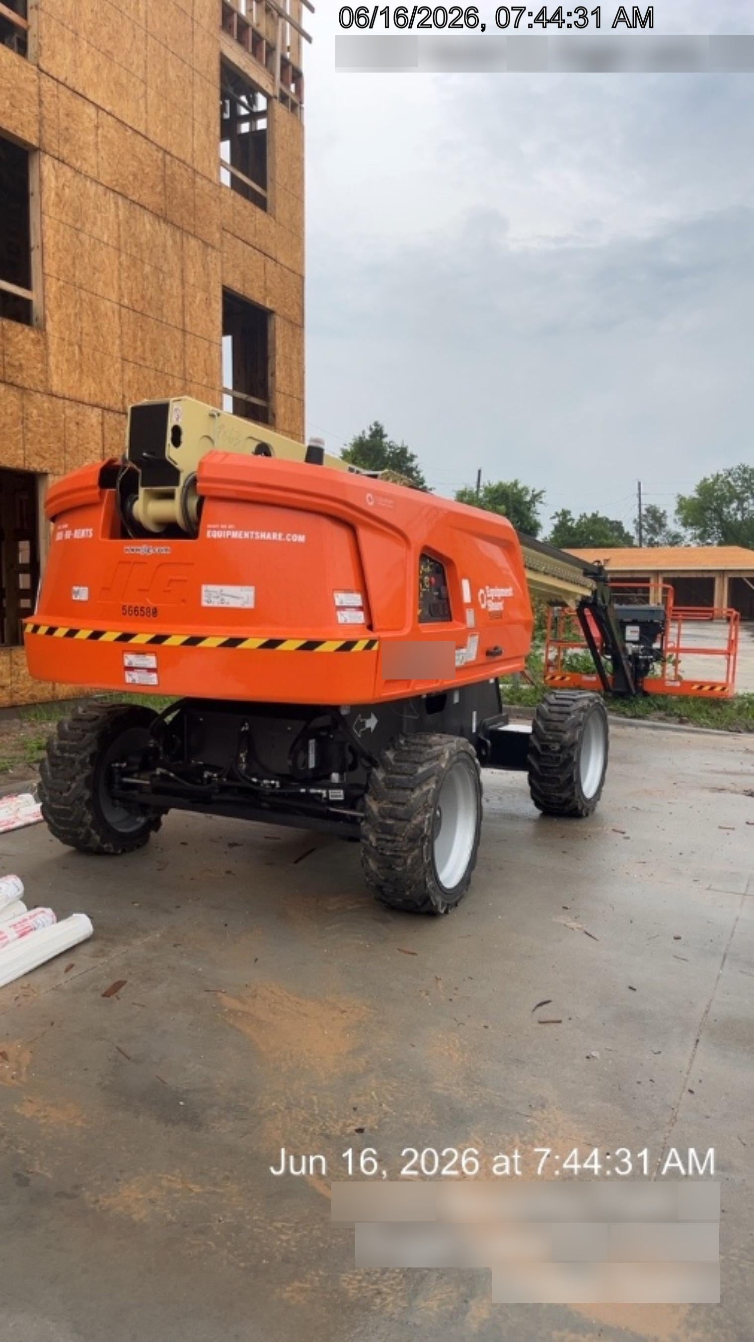 2025 JLG 660SJ