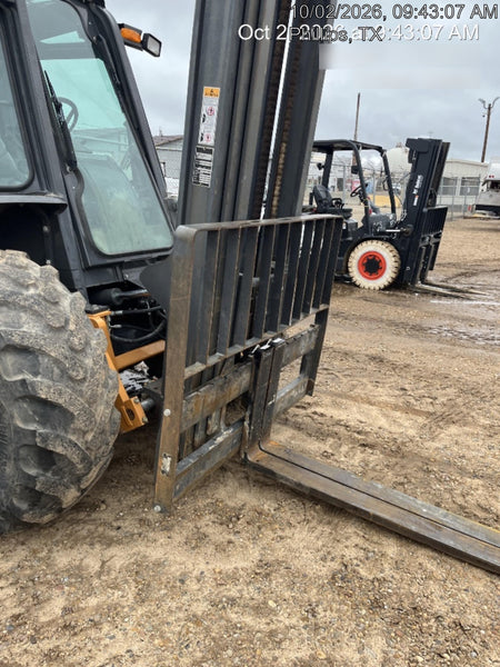 2021 CASE 588H