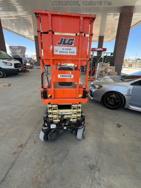 2021 JLG ES1932