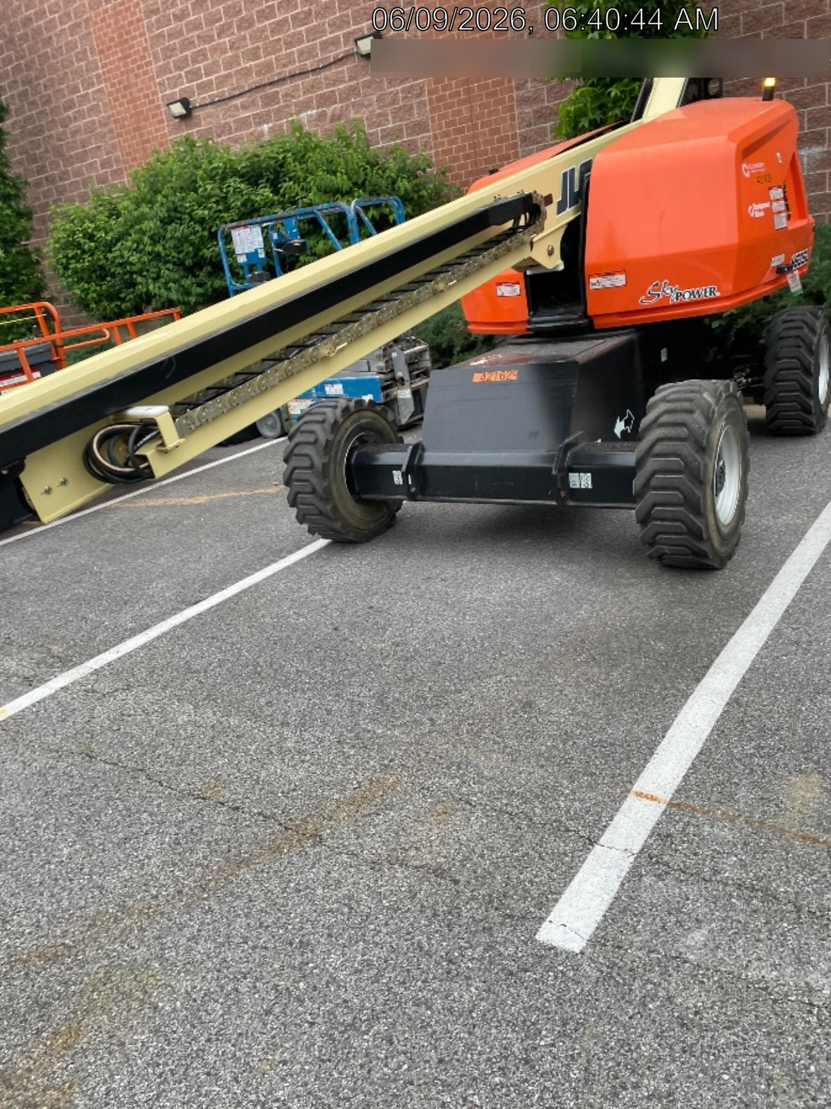 2024 JLG 460SJ