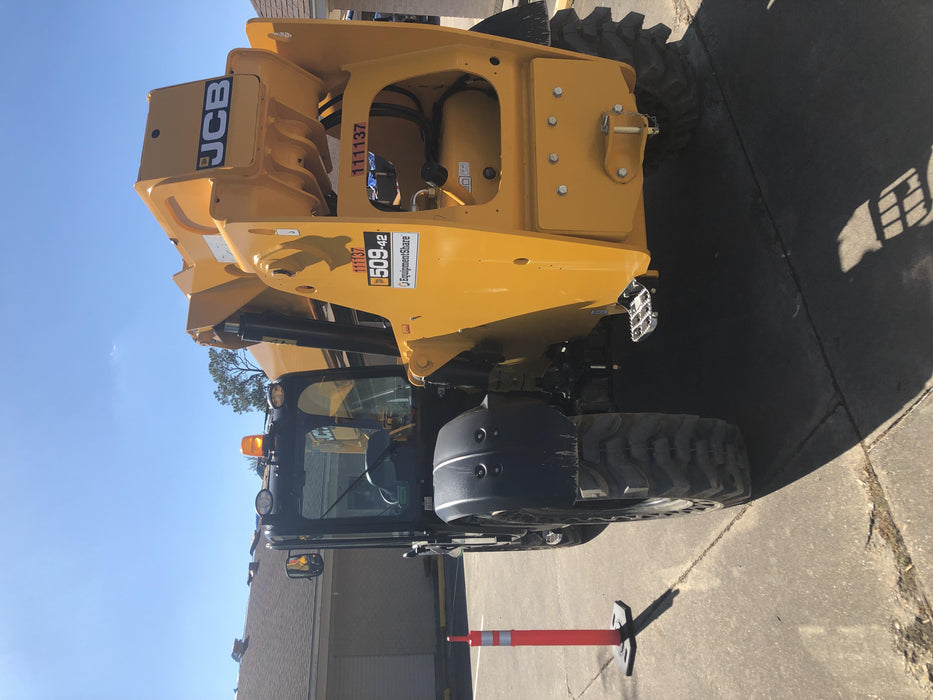 2020 JCB 509-42 Cab/Heat/Air, Solid Tires, Work Lights, Beacon, Aux Hydraulics, Back up Alarm, Lifting Eye, ES Decals