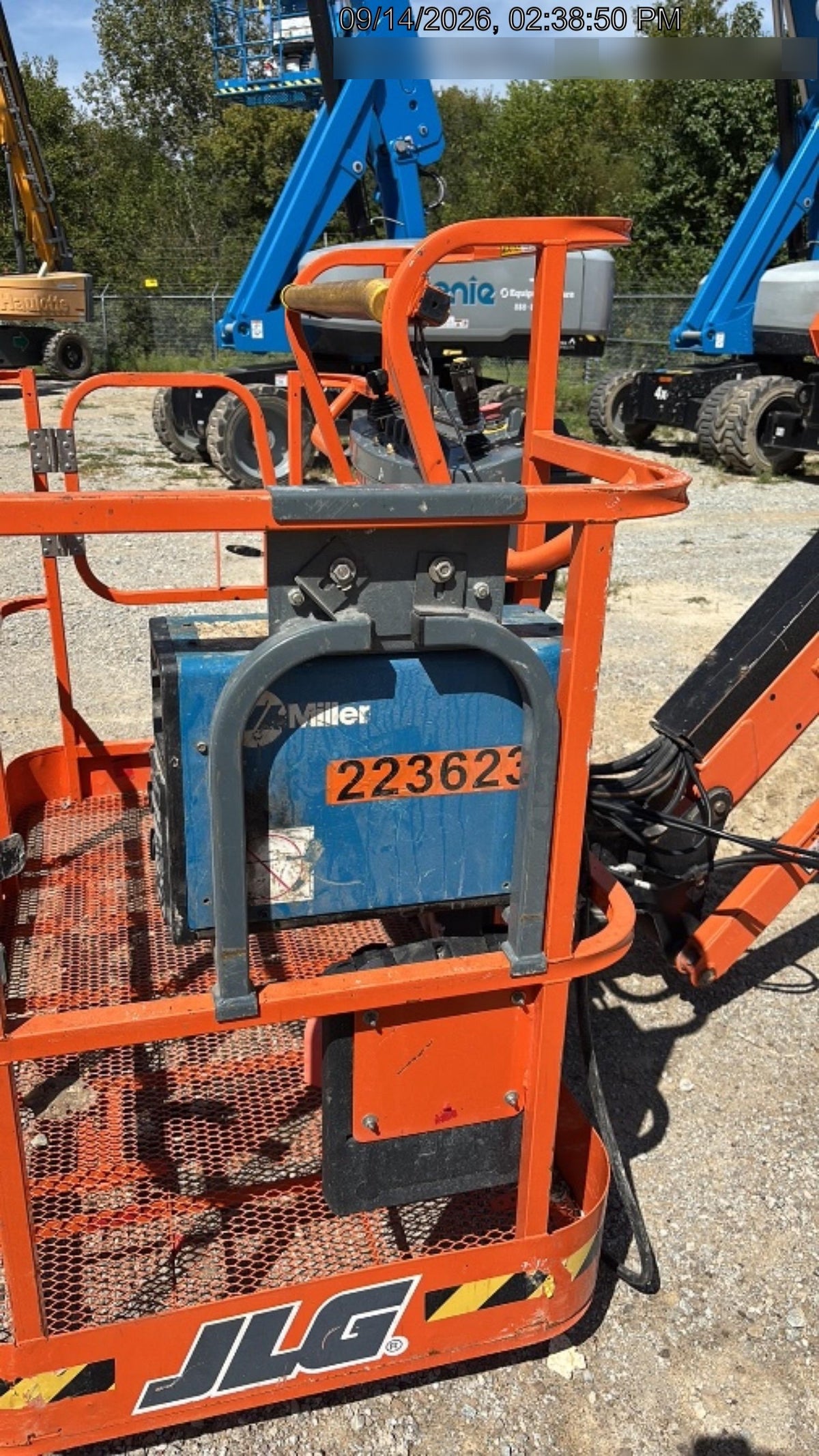 2020 JLG 660SJ