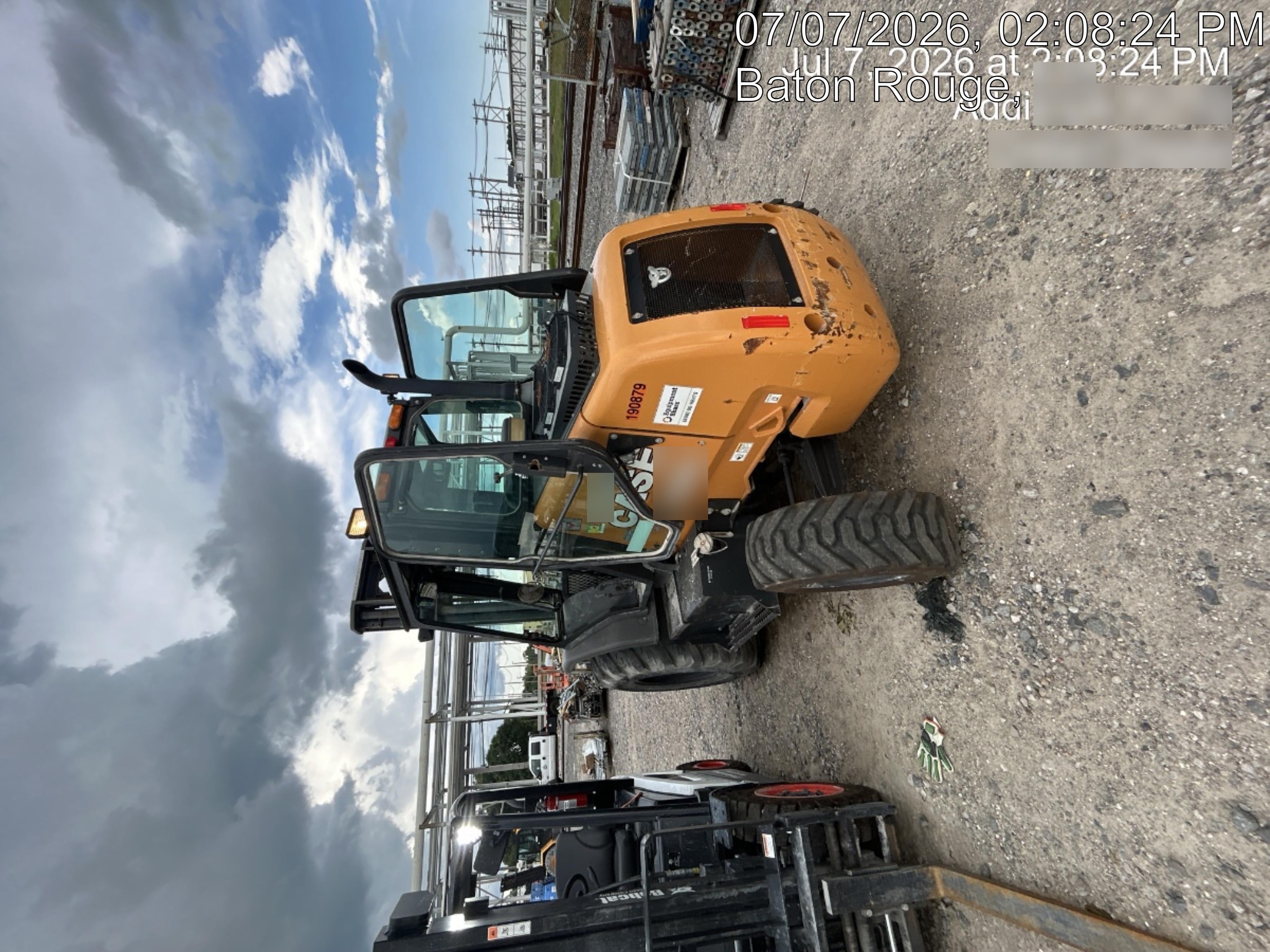 2021 CASE 586H
