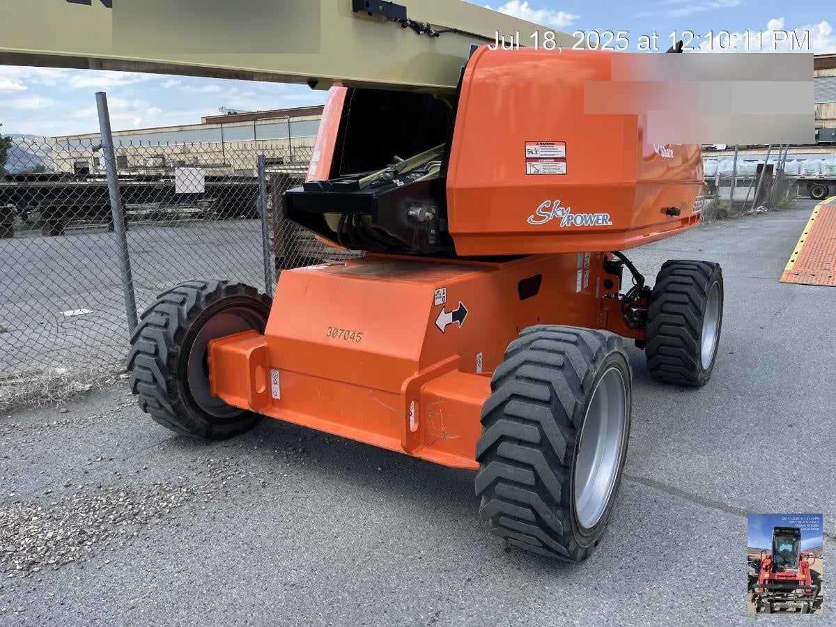 2023 JLG 660SJ