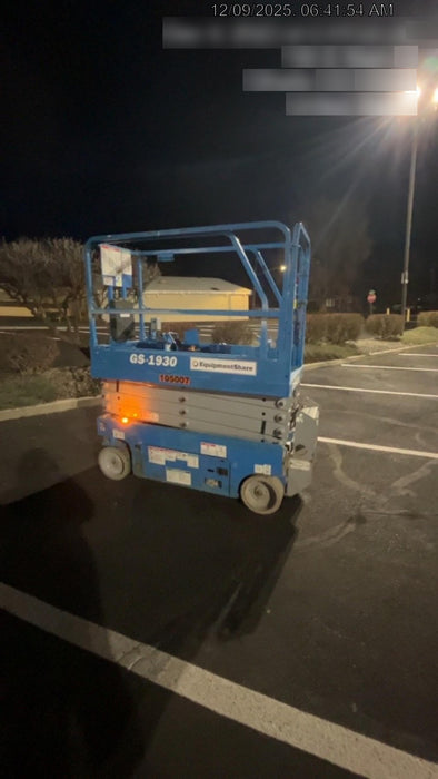 2020 Genie GS-1930 Fixed rails with chain entry gate - Pre A92.20, 800W Inverter