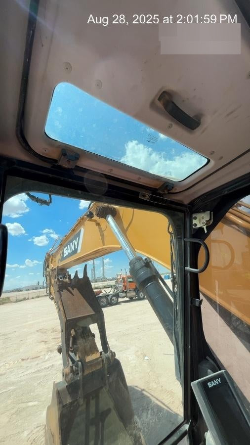 2021 SANY SY265C LC