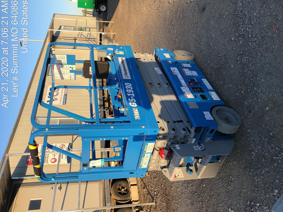 2020 Genie GS-1930 Solid Non Marking Tires, Beacon, Folding rails with half height swing gate