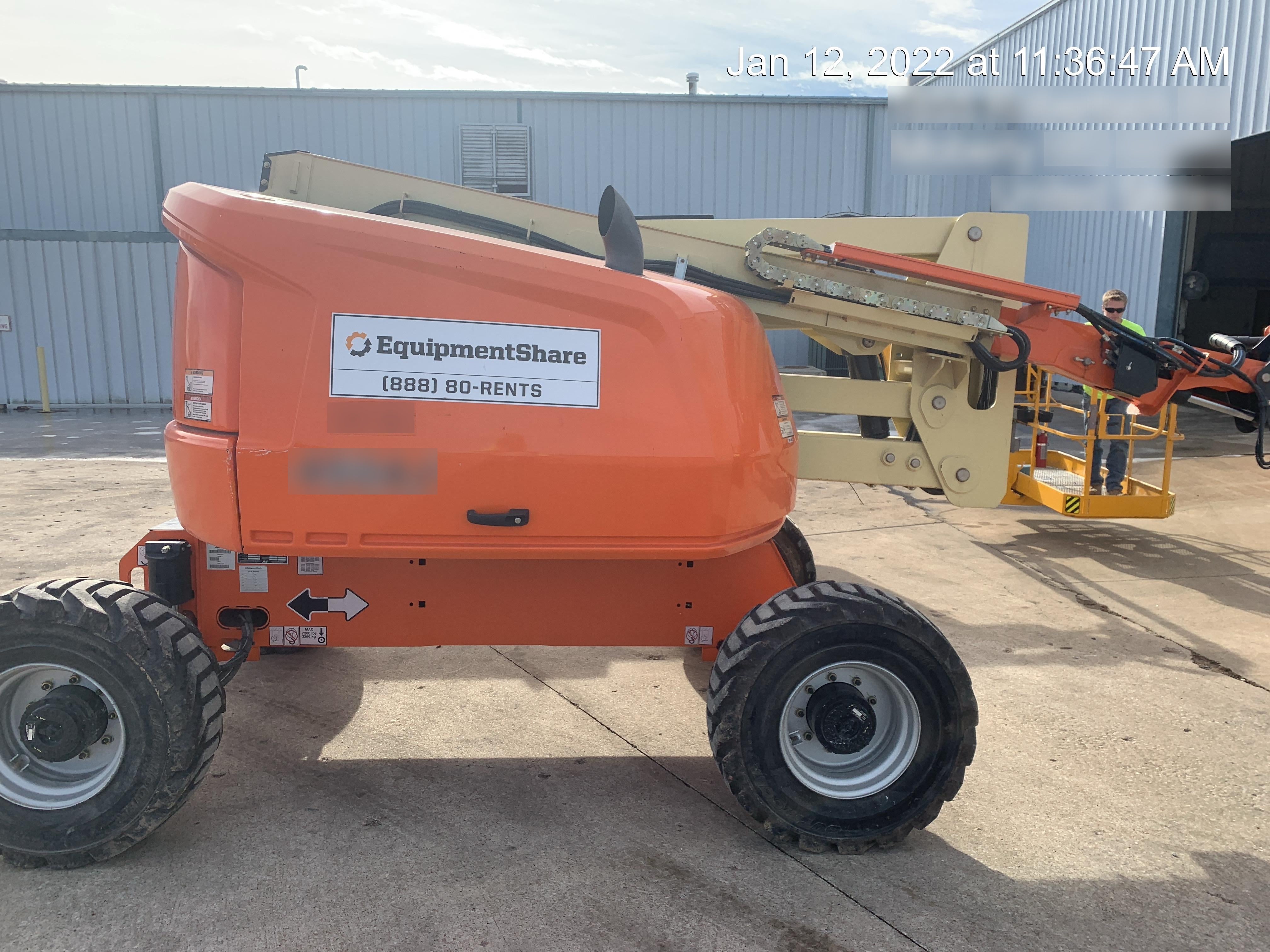 2019 JLG 450AJ