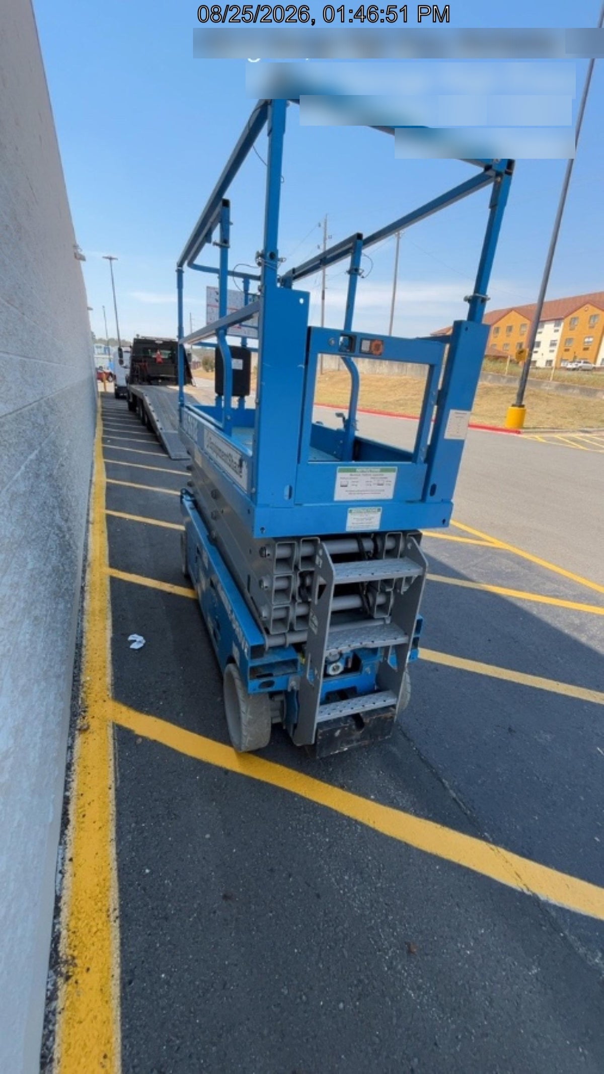 2023 GENIE GS-2632