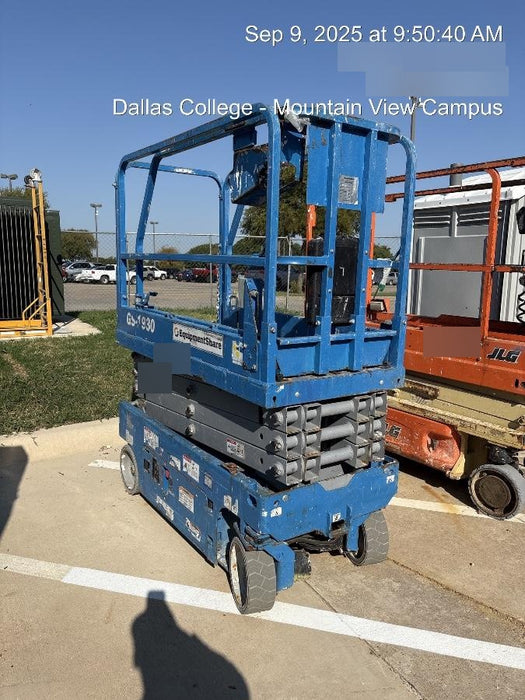 2019 Genie GS-1930 Fixed Rails with Chain Entry