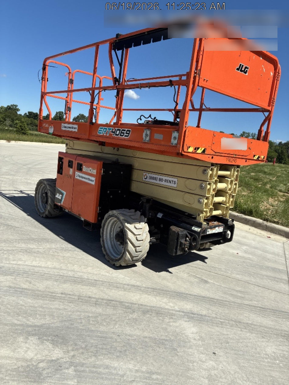 2021 JLG ERT4069