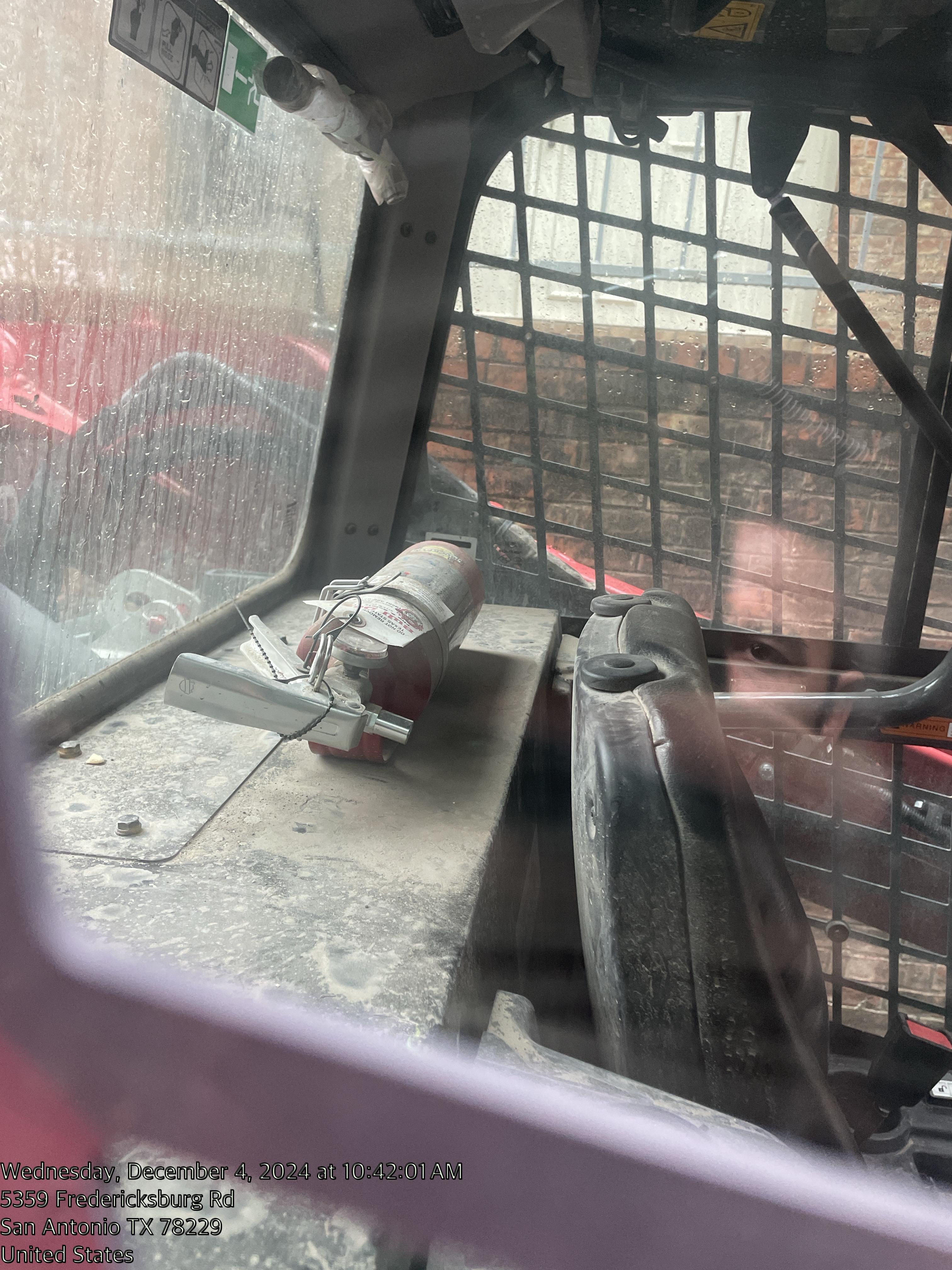 2024 TAKEUCHI TL10V2-CR