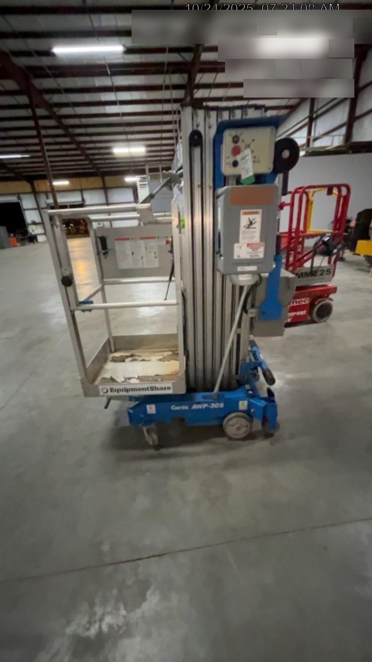 2019 GENIE AWP-30S