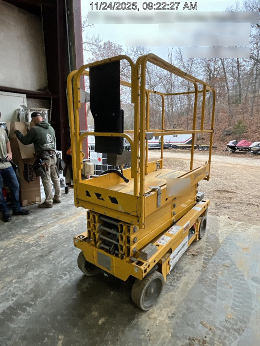 2017 Haulotte Optimum 1931E Haulotte 19' Scissor Lift