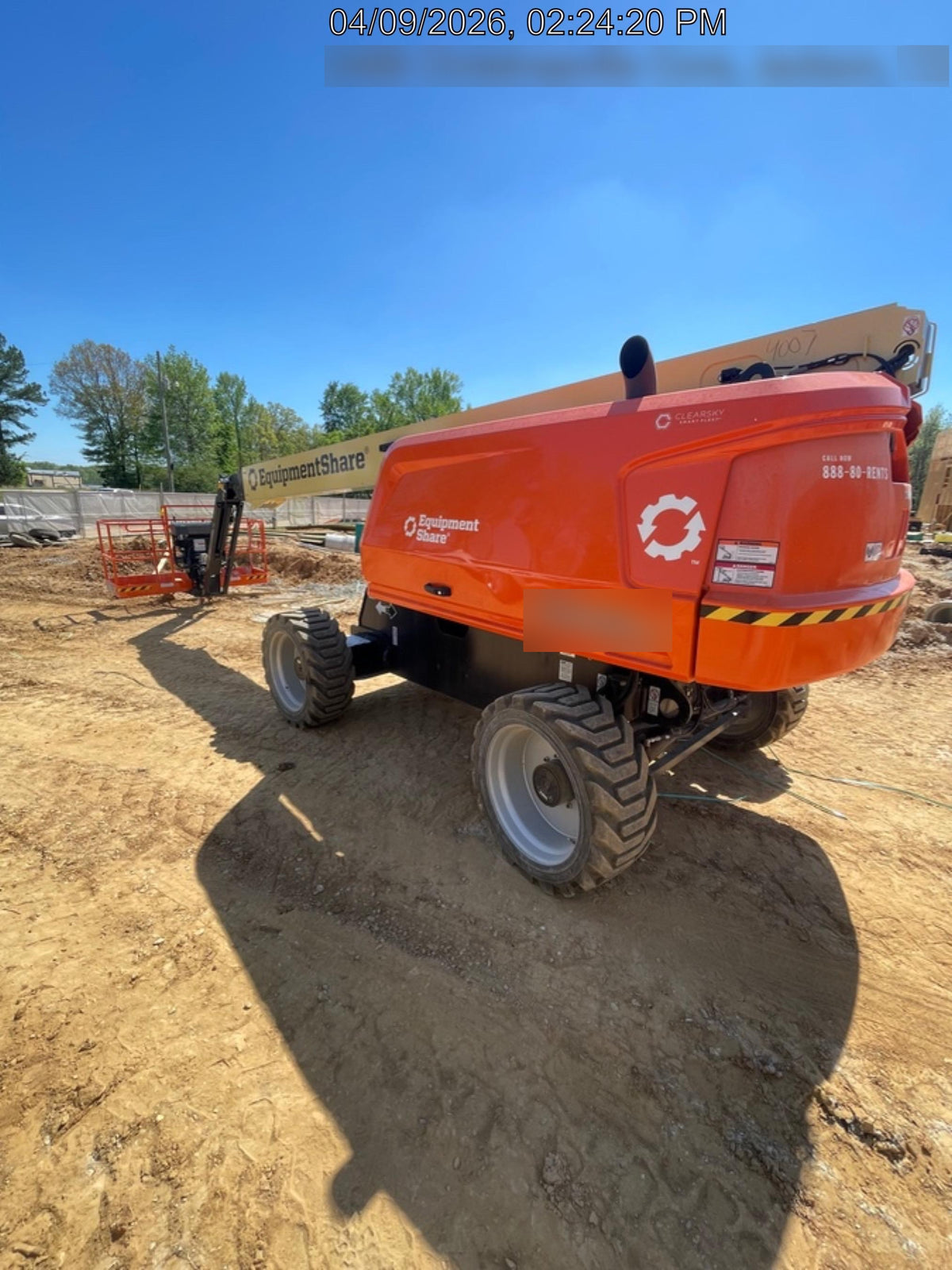 2025 JLG 660SJ