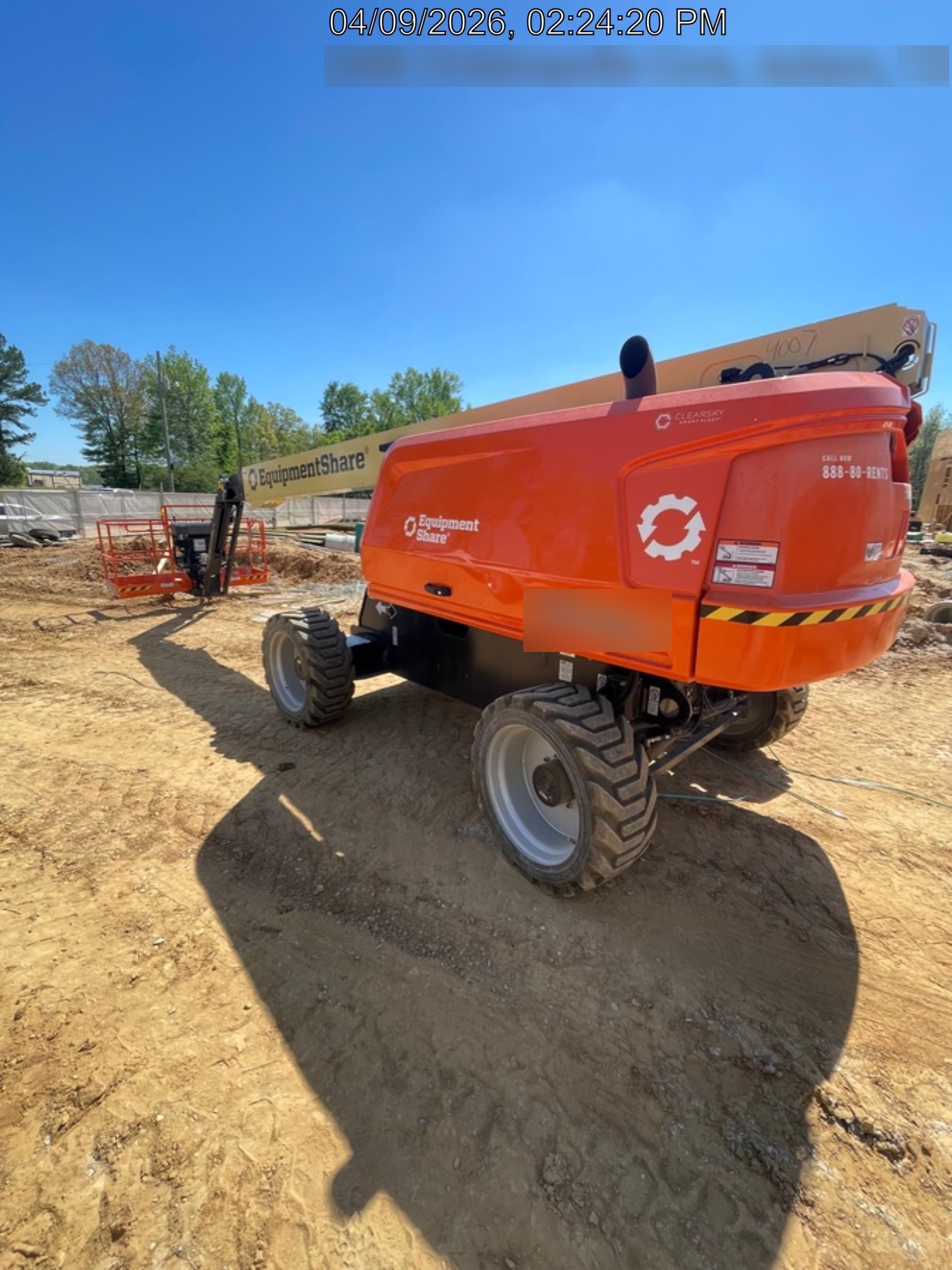 2025 JLG 660SJ