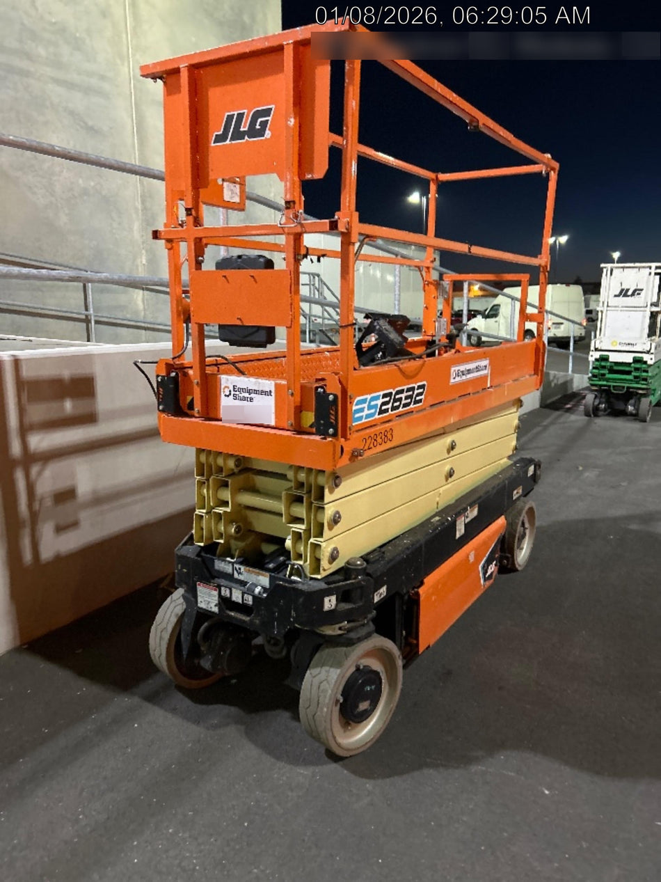 2022 JLG ES2632