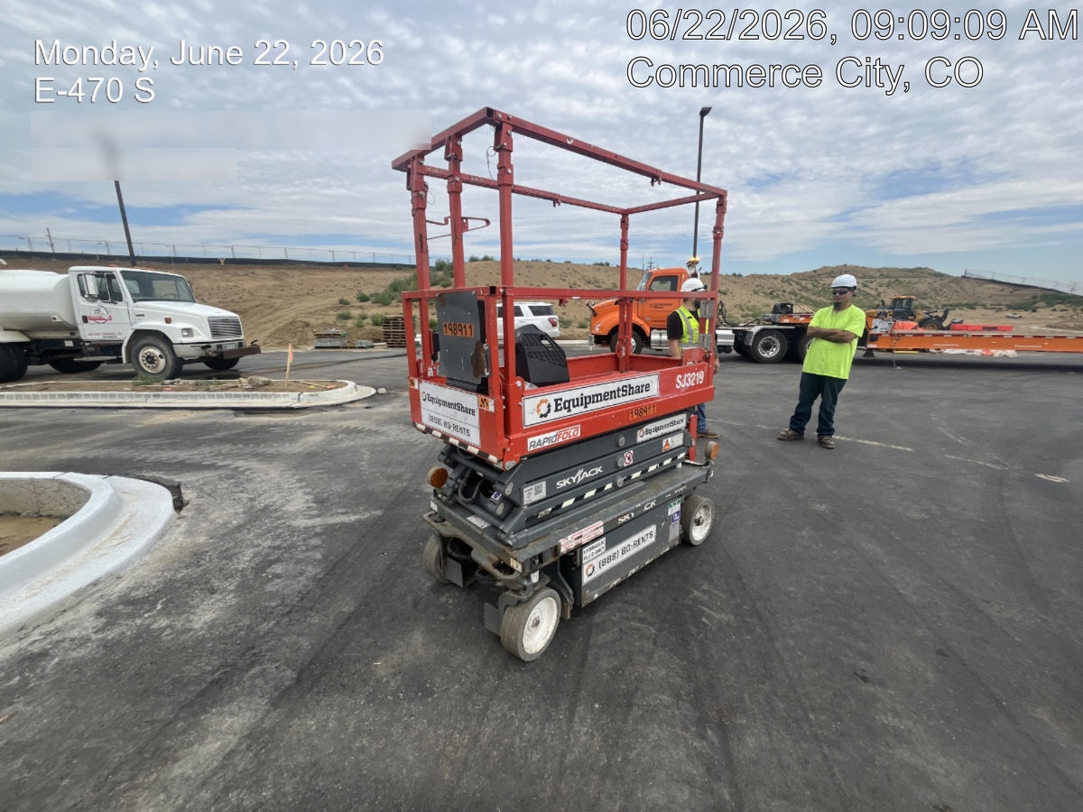 2021 SKYJACK SJ3219