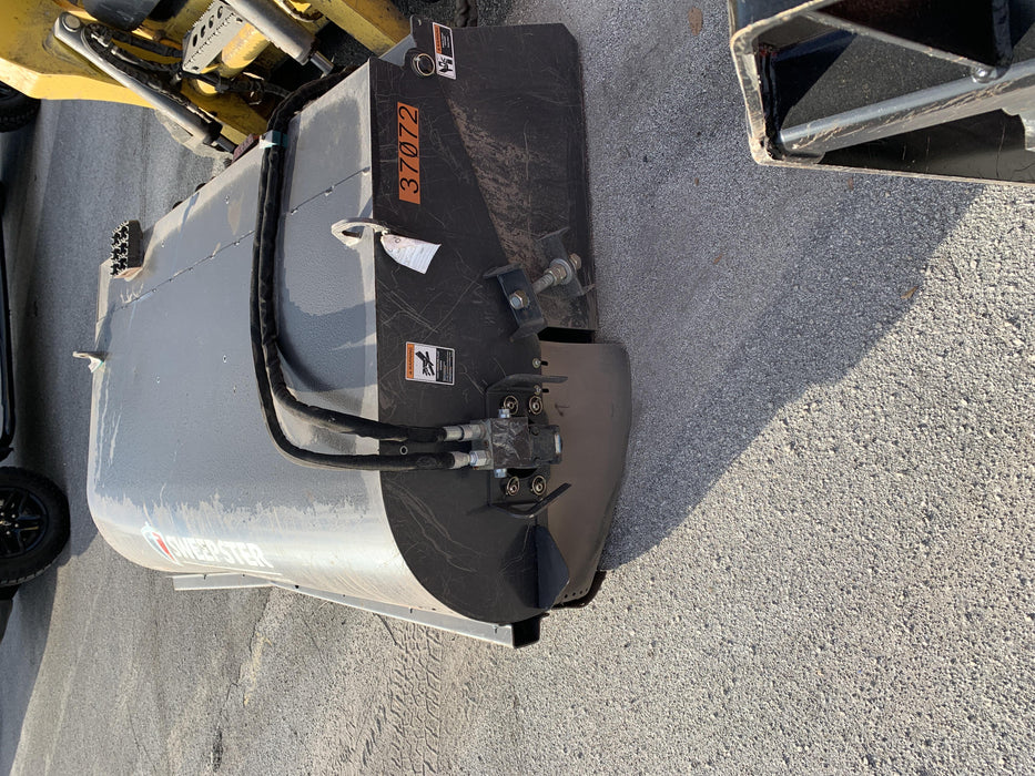 2019 PALADIN Sweepster SB72