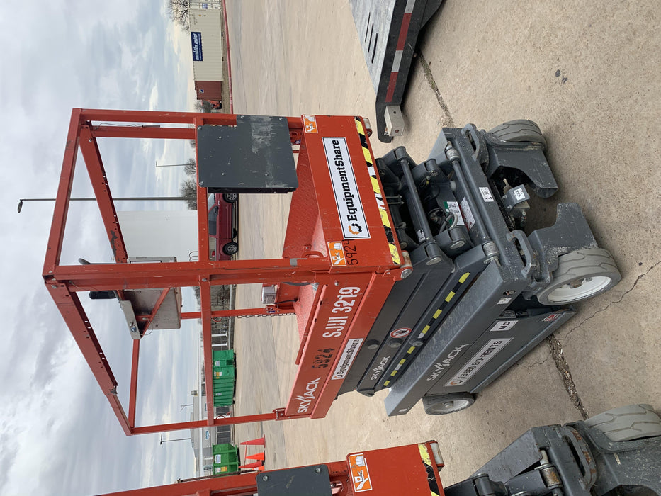 2017 Skyjack SJIII-3219 Skyjack SJ3219 w/Trojan Battery Set, Extended Warranty 5yr/5k hr