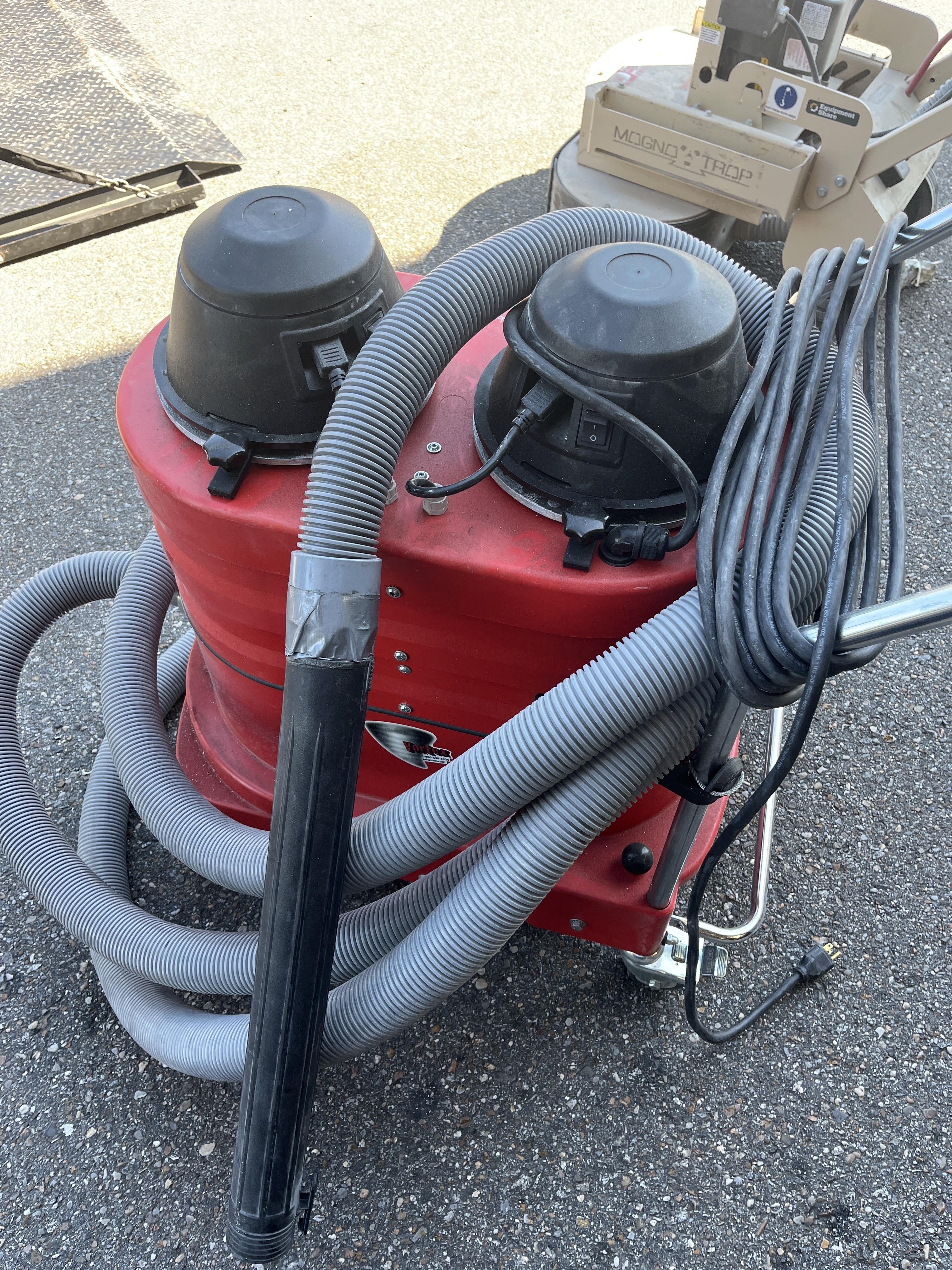 2023 EDCO VAC-200