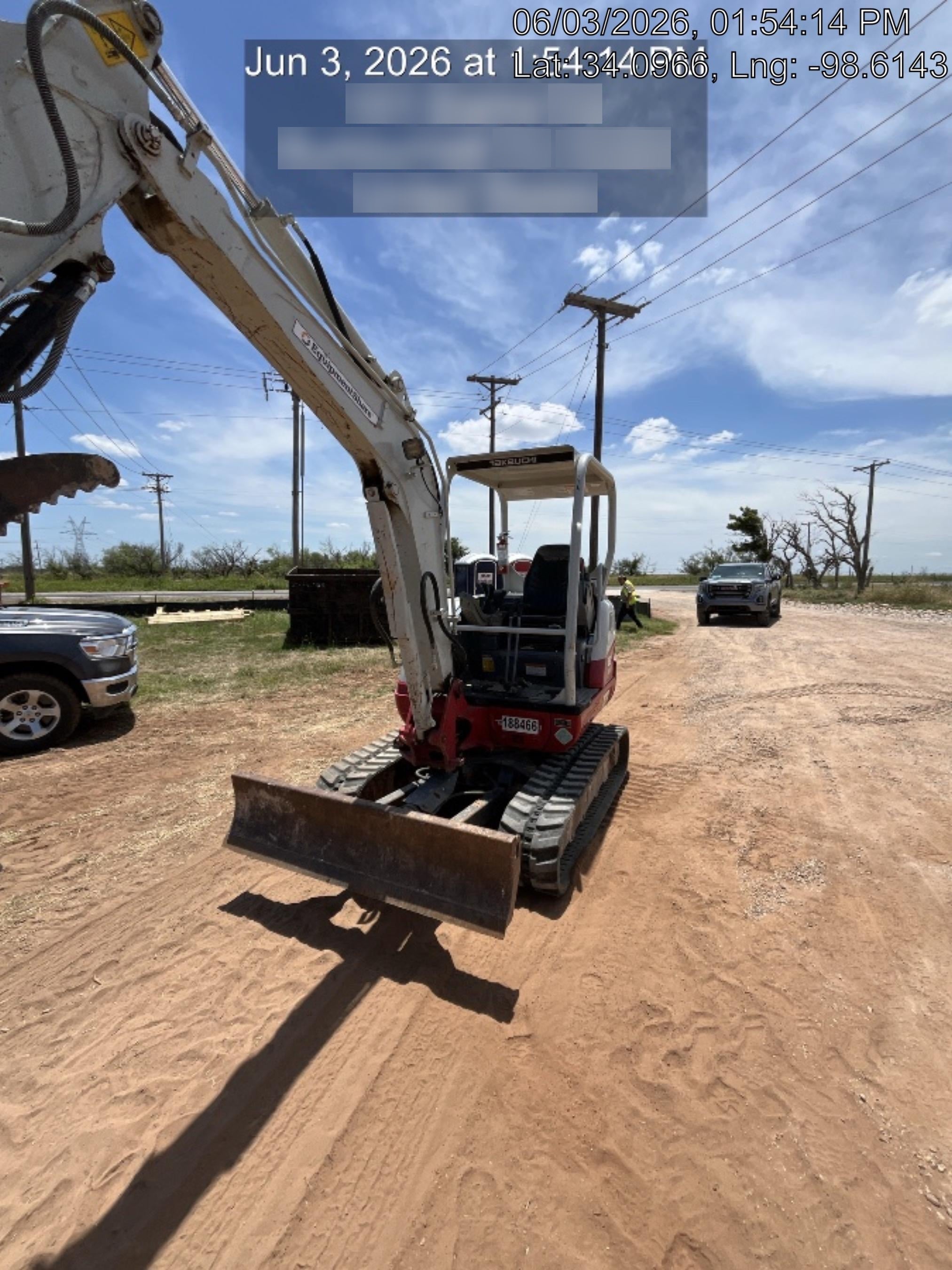 2021 TAKEUCHI TB235-2R