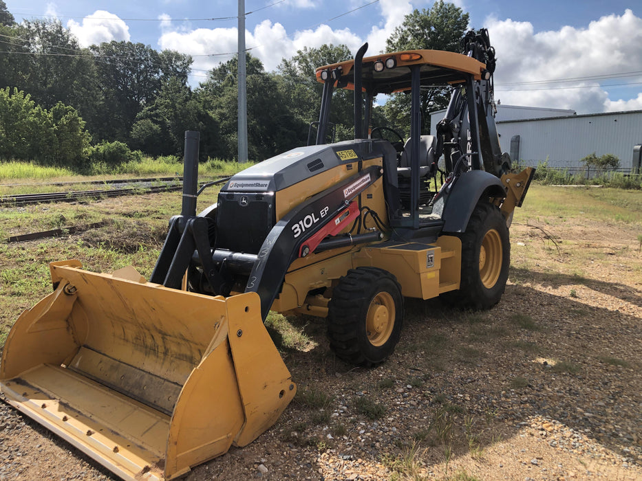 2019 John Deere 310LEP - Extendable Stick 4WD, Canopy, Extendable dipper, ISO Controls, 2 way Auxiliary Hydraulics, 4 in 1 Loader bucket w/ hook, Beacon w/ Buckets: 12”, 18”, and 24