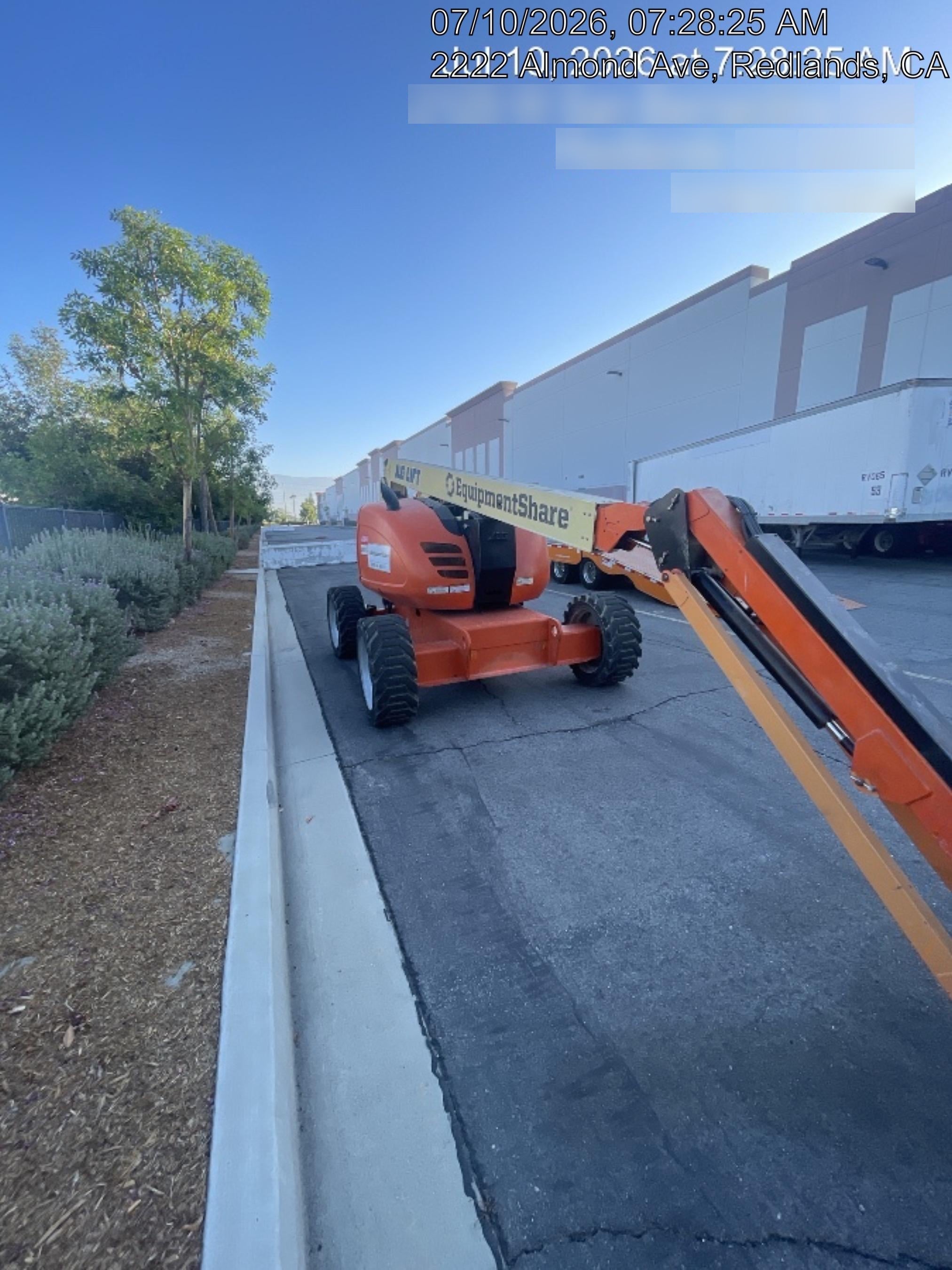 2023 JLG 600AJ