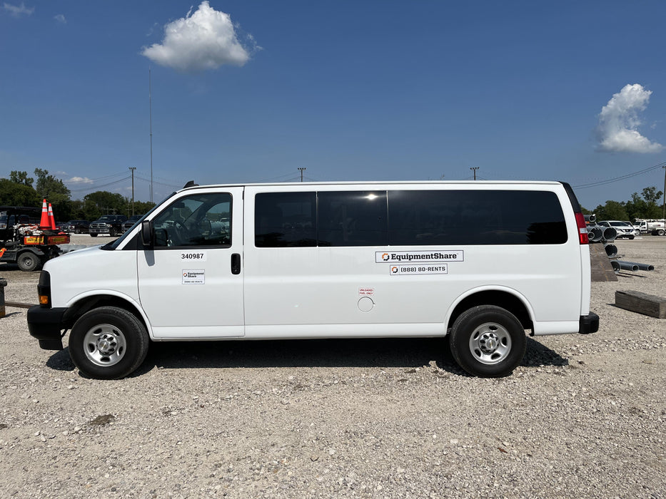 2023 CHEVROLET Express Van - Rental
