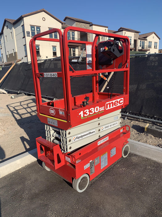 2020 MEC 1330SE Solid NM Tires, Steel Swing out Doors, LCS, Beacon, 900W Invertor