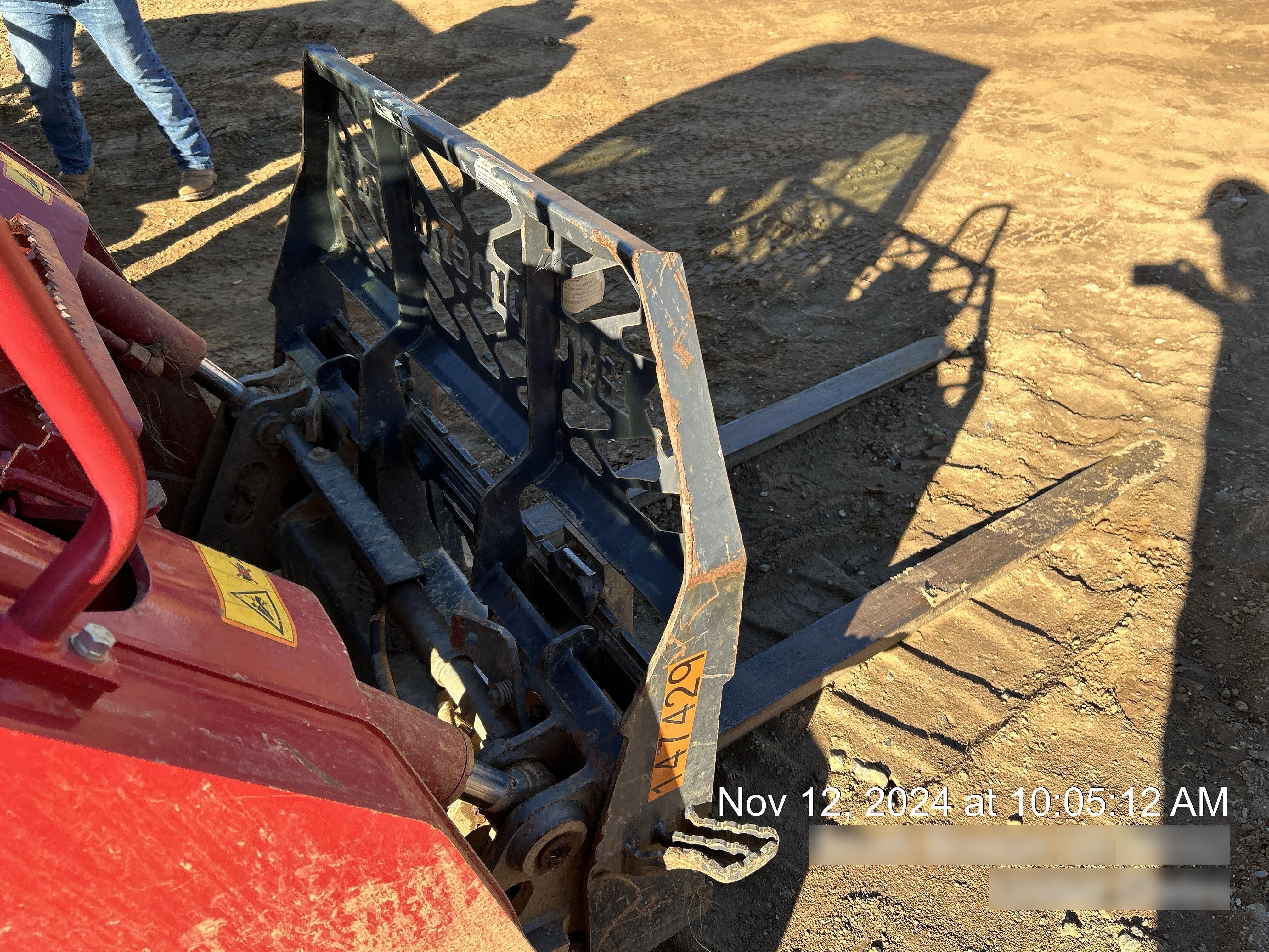 2021 PALADIN 48" Pallet Forks - Paladin