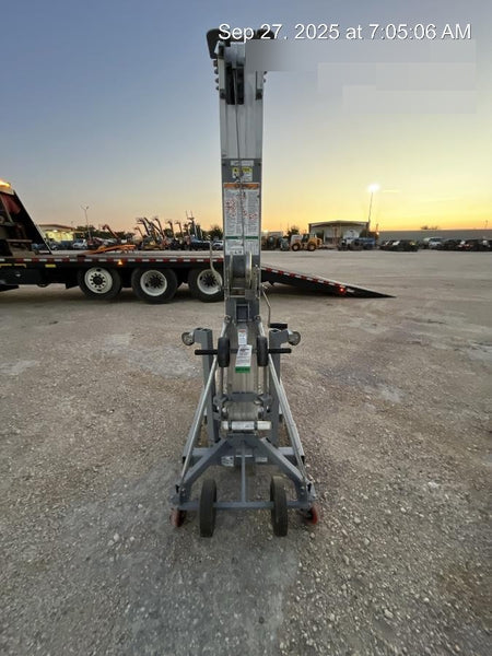2023 GENIE SLC-24