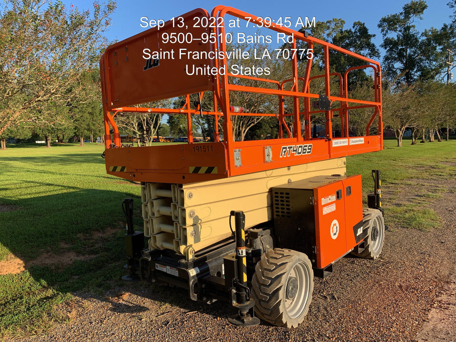 2021 JLG RT4069