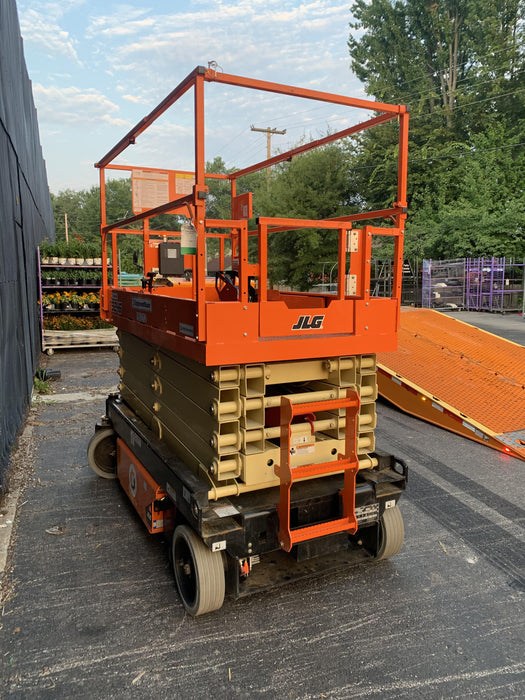 2021 JLG R3246