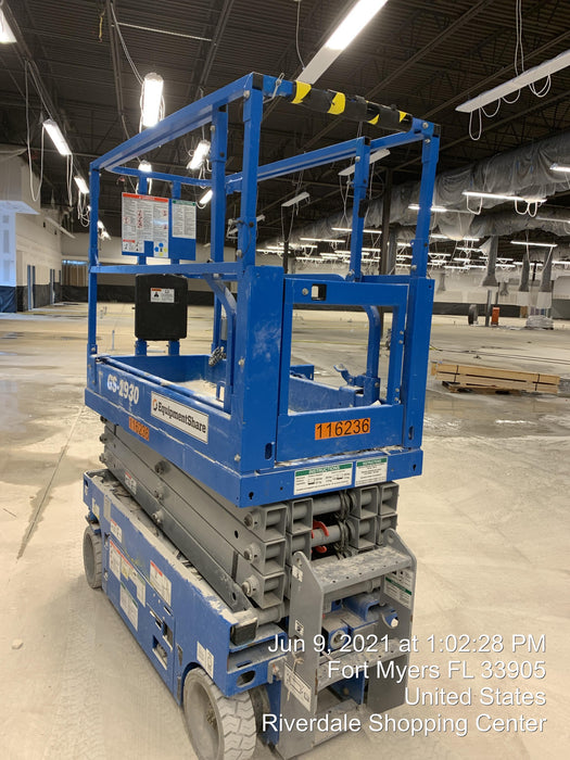 2020 Genie GS-1930 Solid Non Marking Tires, Beacon, Folding rails with half height swing gate