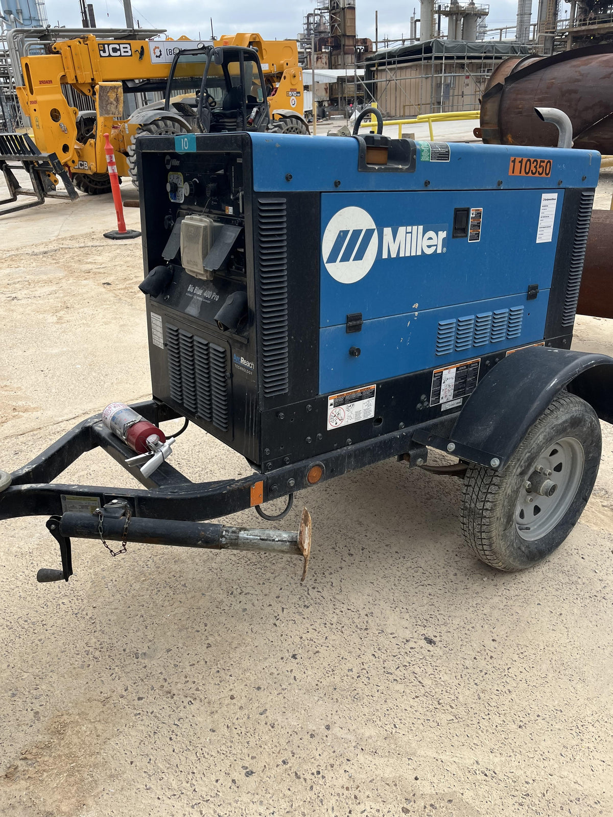 2020 MILLER ELECTRIC BB400