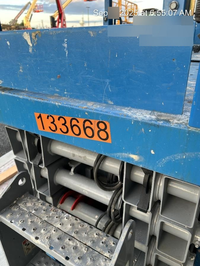 2021 GENIE GS-3232
