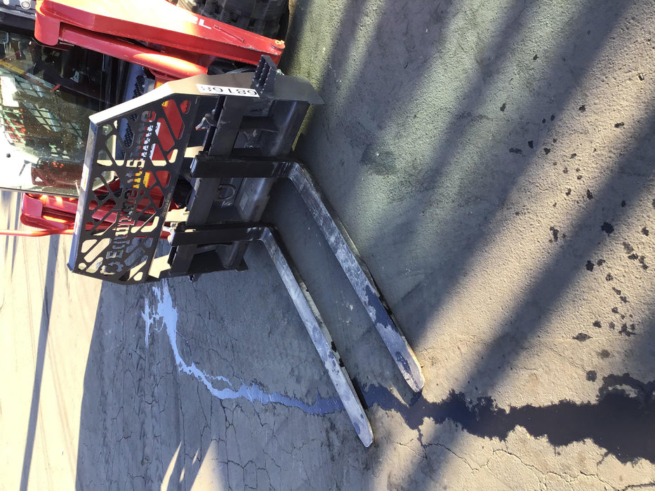 2020 PALADIN 48" Pallet Forks - Paladin