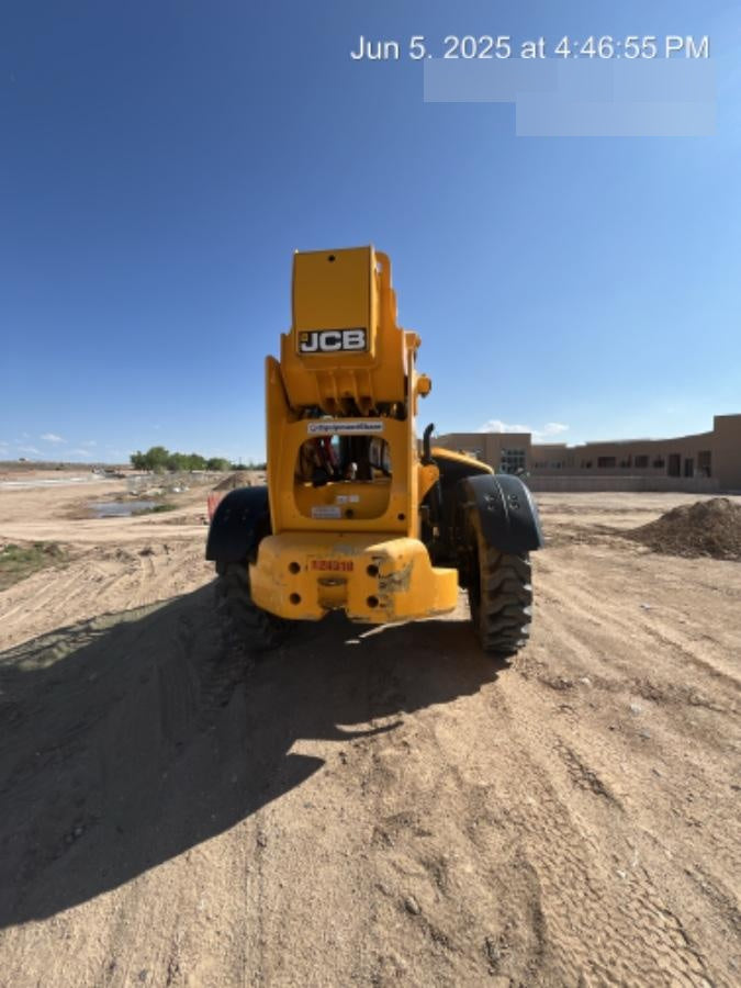 2021 JCB 512-56