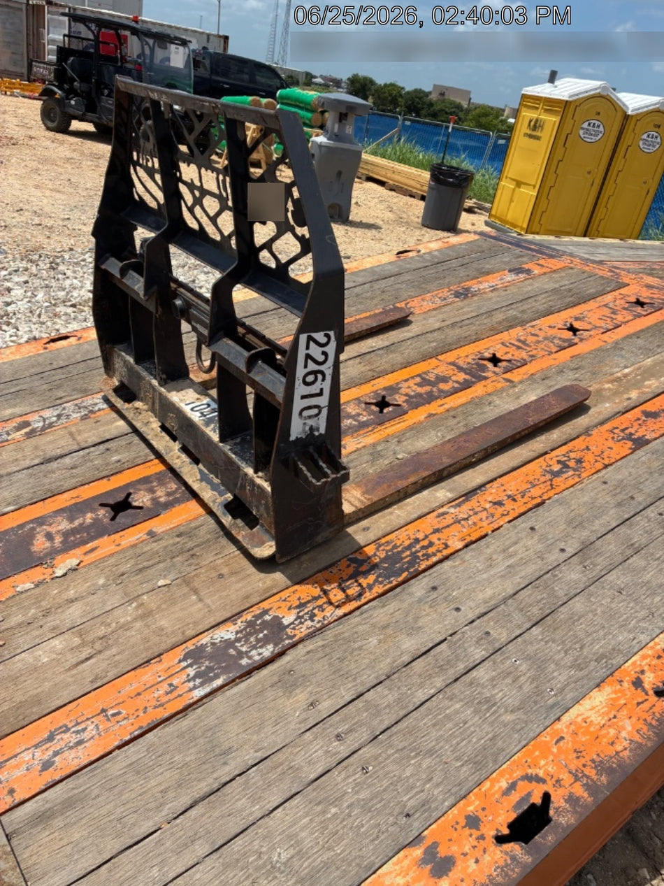 2022 PALADIN 48" Pallet Forks - Paladin