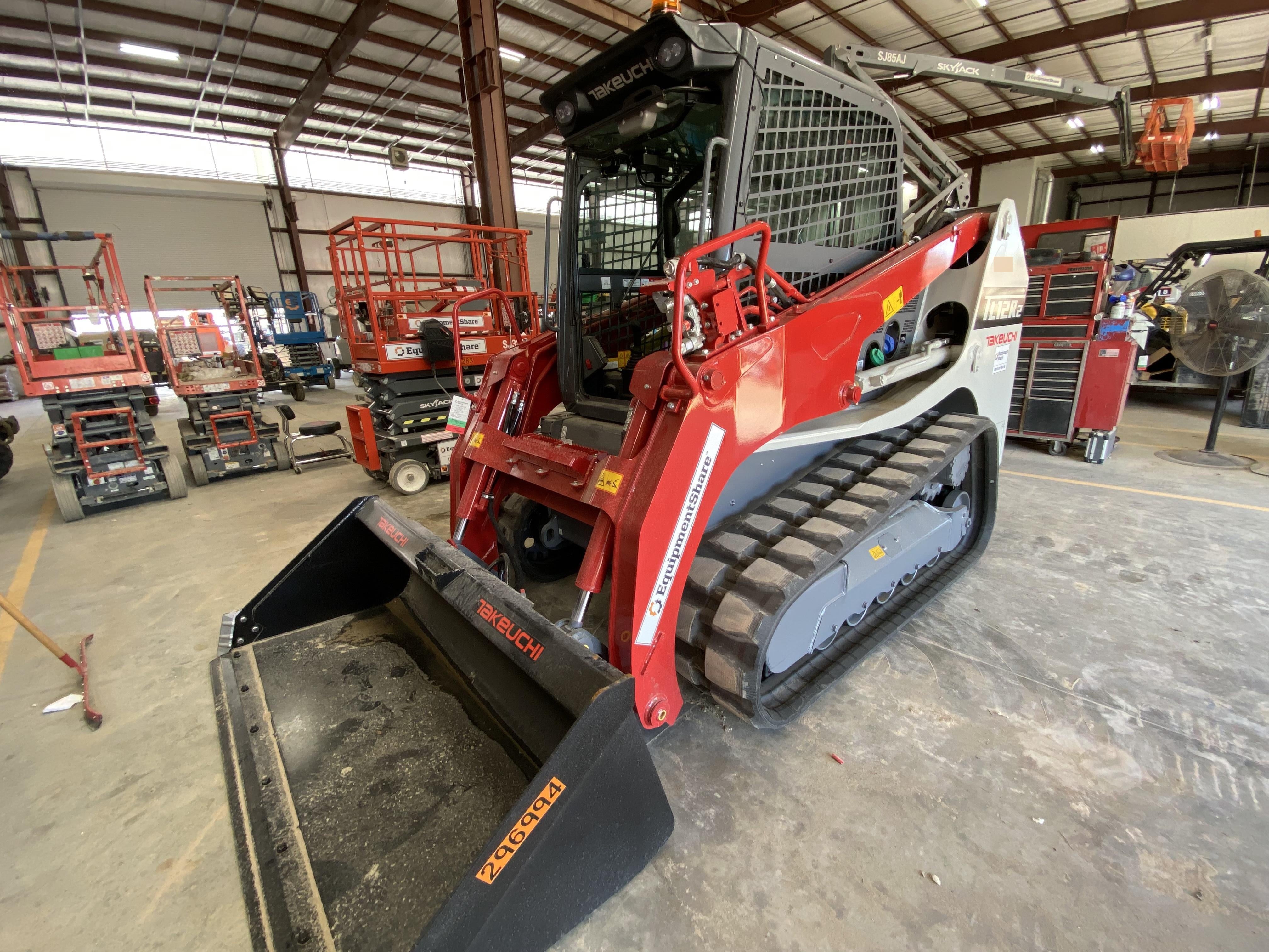 2023 TAKEUCHI TL12R2-CR