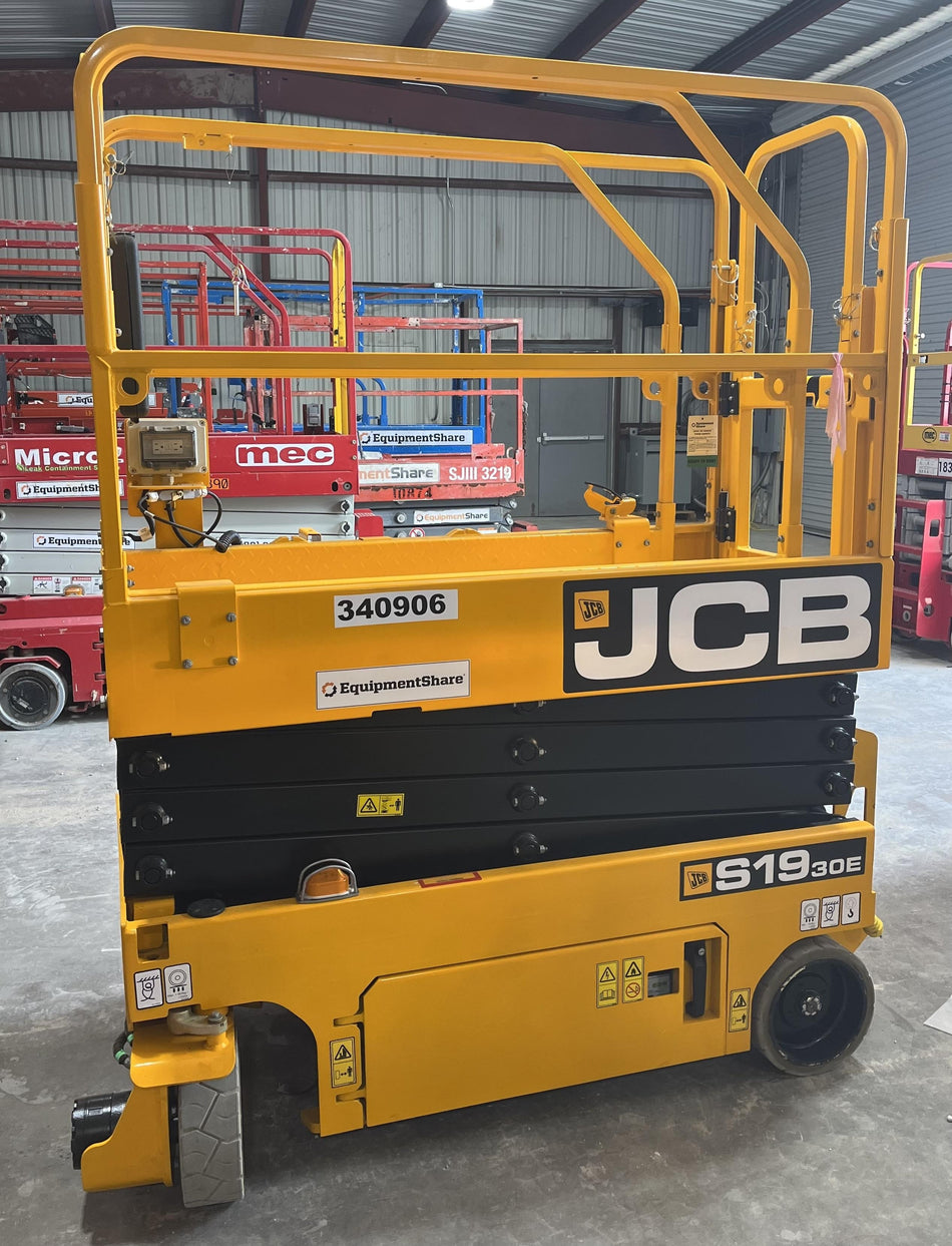 2023 JCB S1930E
