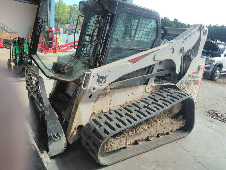 2021 BOBCAT T740