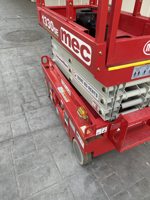 2020 MEC 1330SE Solid NM Tires, Steel Swing out Doors, LCS, Beacon, 900W Invertor