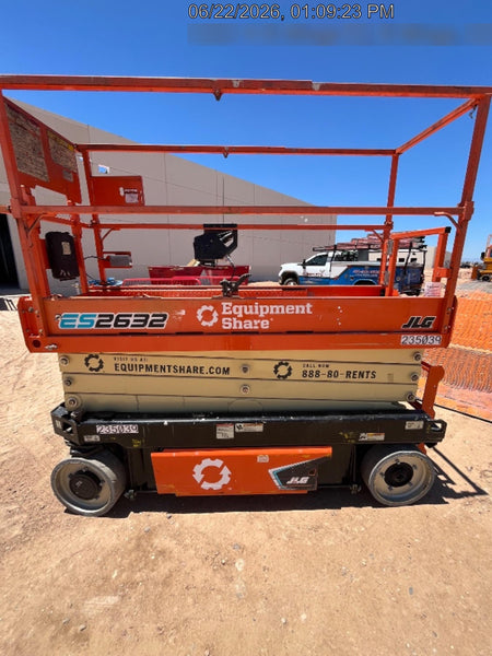 2022 JLG ES2632