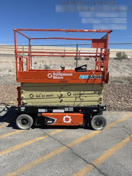 2023 JLG ES3246