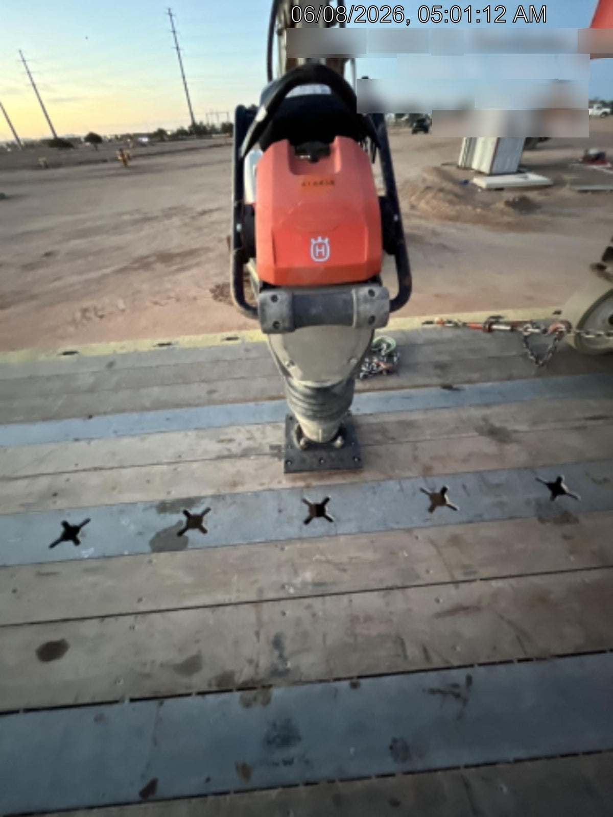 2024 HUSQVARNA LT6005