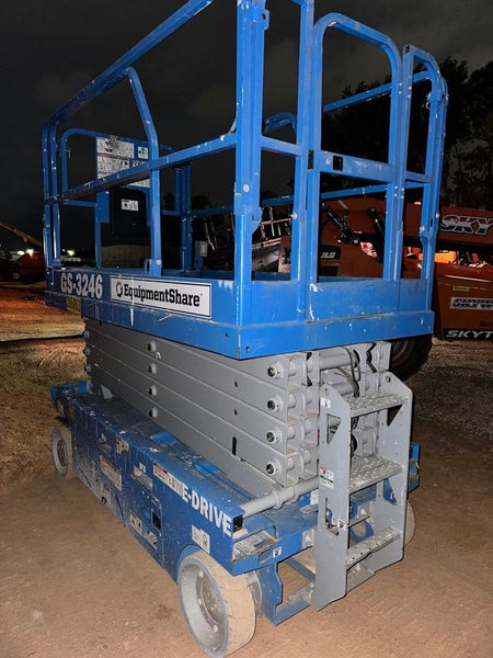 2022 GENIE GS-3246