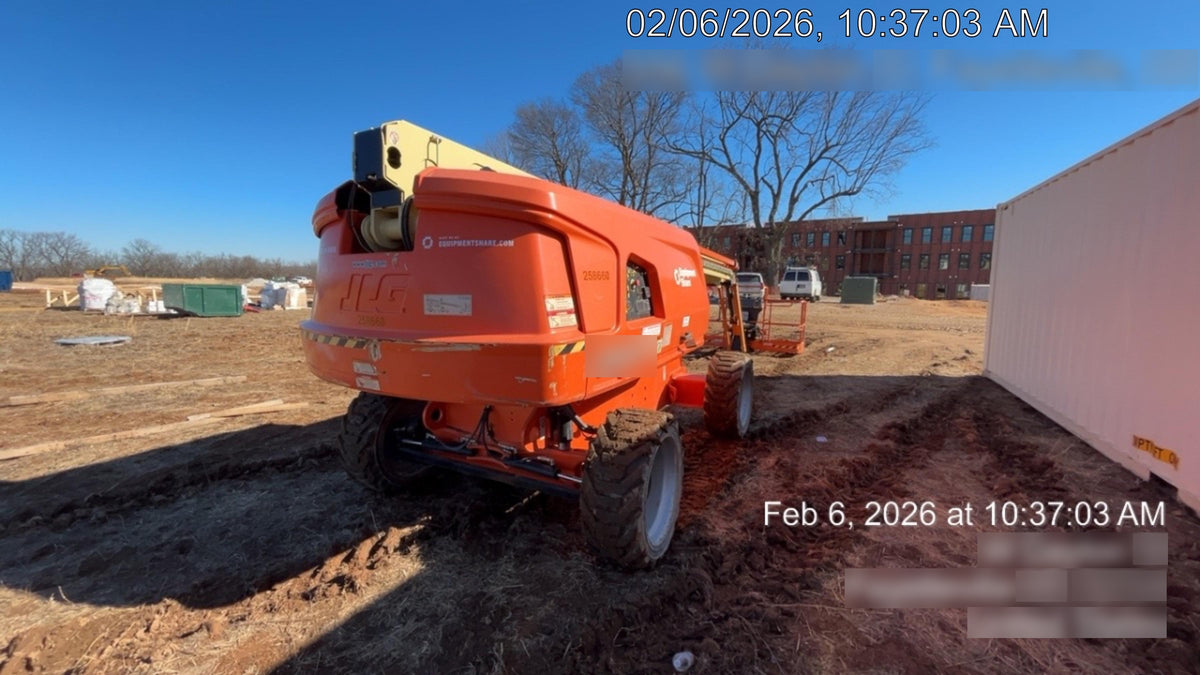 2022 JLG 660SJ