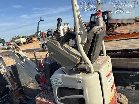 2023 TAKEUCHI TB210R